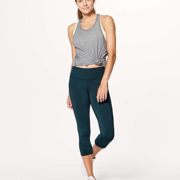 Lululemon Home Stretch Crop 19" in Submarine, size 4 - Picture 3 of 12